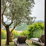 Εξοχικό σπίτι Art And Garden
